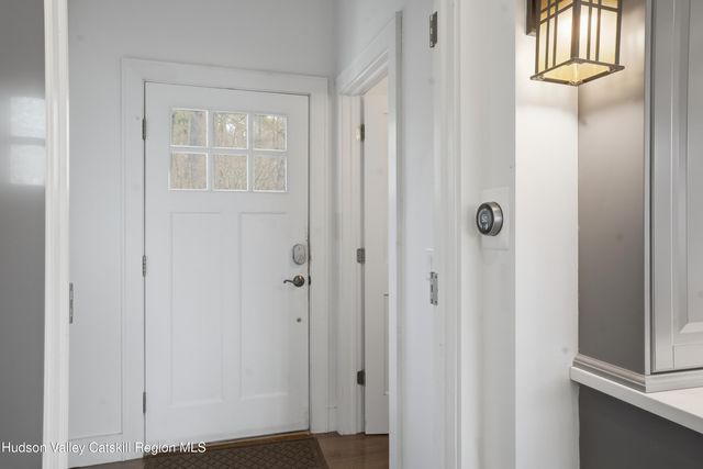 669 New York 213, Rosendale, NY 12472