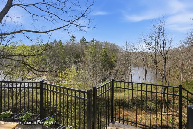 669 New York 213, Rosendale, NY 12472