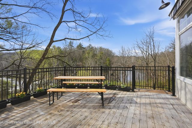 669 New York 213, Rosendale, NY 12472