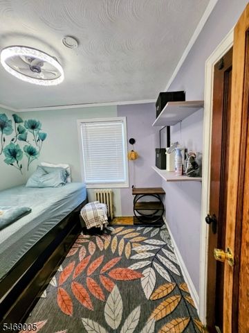 398 Liberty Rd, Englewood City, NJ 07631
