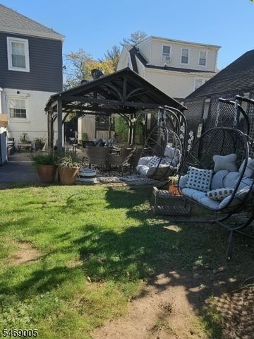 398 Liberty Rd, Englewood City, NJ 07631