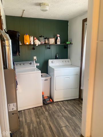 8321 N County Road 75 E, Lizton, IN 46149