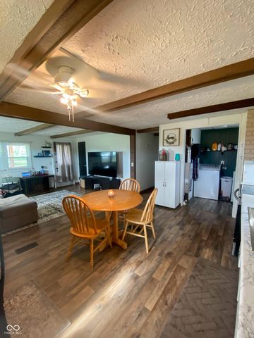 8321 N County Road 75 E, Lizton, IN 46149