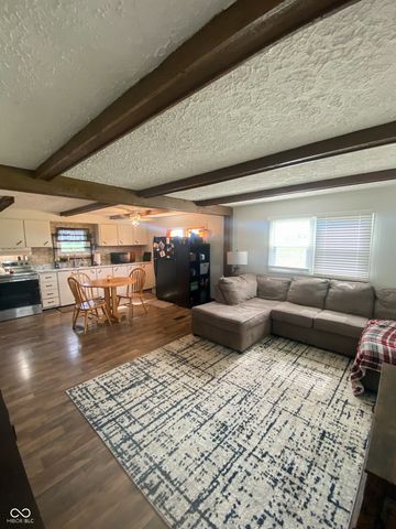8321 N County Road 75 E, Lizton, IN 46149