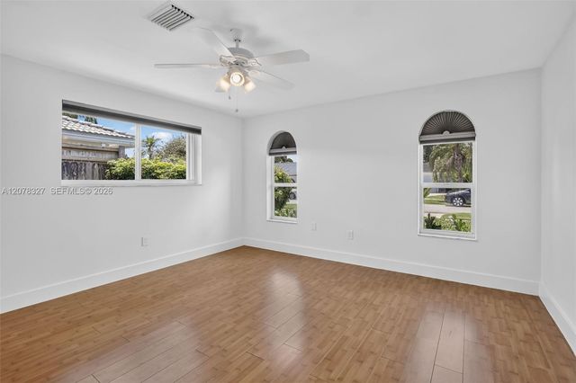 3661 N 52nd Avenue, Hollywood, FL 33021