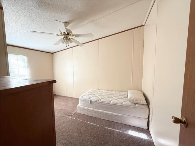 5744 E State Highway 21, Crockett, TX 75835