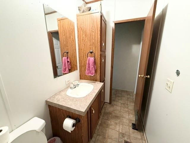 5744 E State Highway 21, Crockett, TX 75835