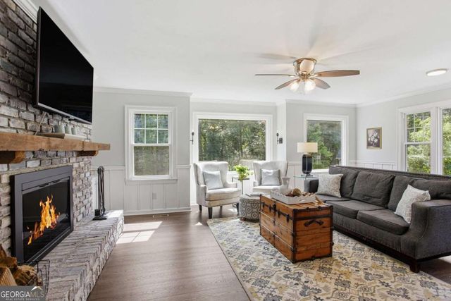 1893 Hamlin Drive SW, Marietta, GA 30064