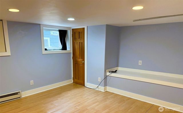 303 N 64th Street, Seattle, WA 98103
