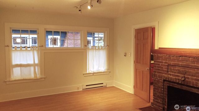 303 N 64th Street, Seattle, WA 98103