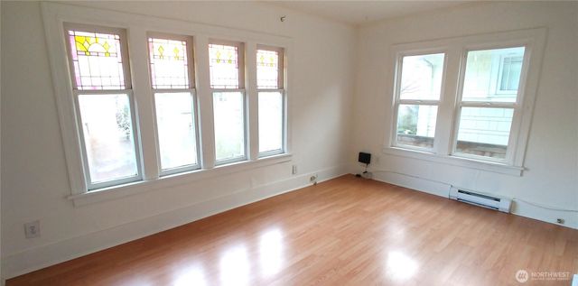 303 N 64th Street, Seattle, WA 98103