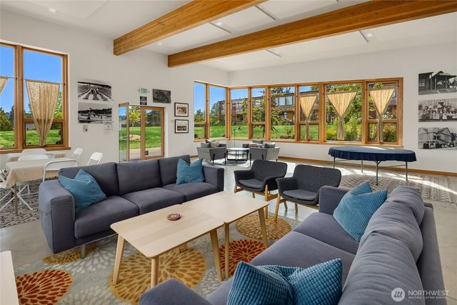 200 Shepard Way NW, Bainbridge Island, WA 98110