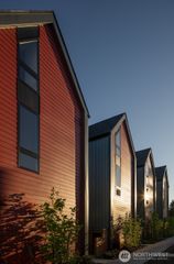 200 Shepard Way NW, Bainbridge Island, WA 98110