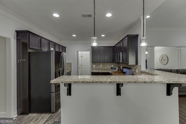 2858 Shadowstone Way, Winder, GA 30680