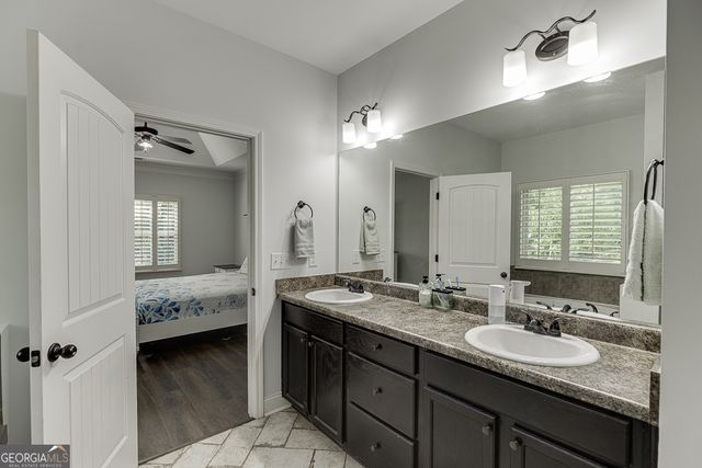 2858 Shadowstone Way, Winder, GA 30680