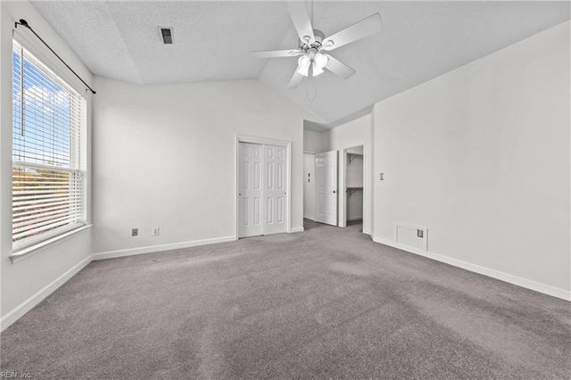 3205 Jade Ct Apt 302, Virginia Beach, VA 23451