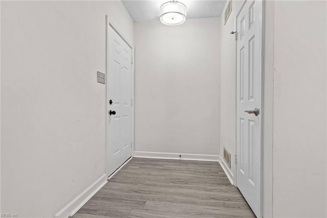 3205 Jade Ct Apt 302, Virginia Beach, VA 23451