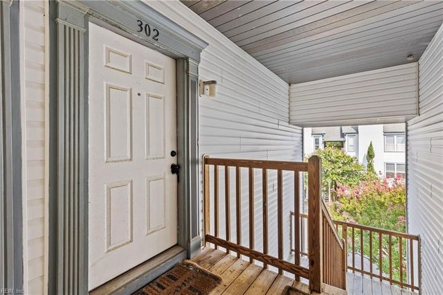 3205 Jade Ct Apt 302, Virginia Beach, VA 23451