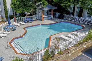 3205 Jade Ct Apt 302, Virginia Beach, VA 23451