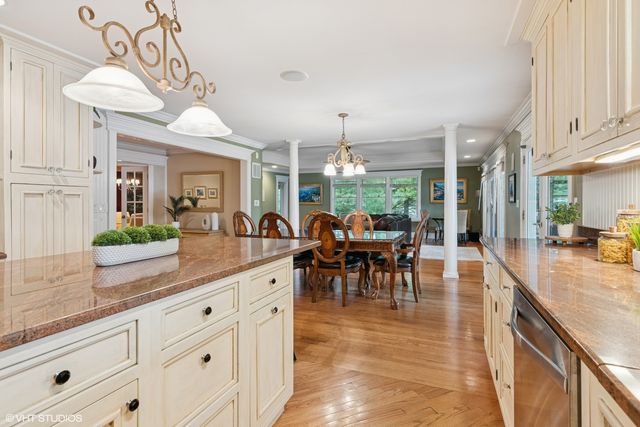 6730 S Madison Street, Willowbrook, IL 60527