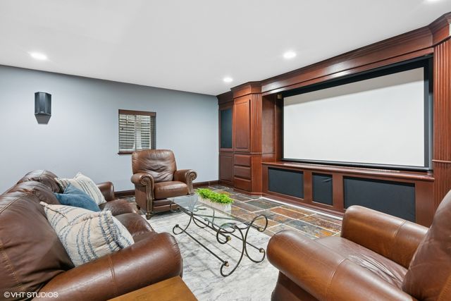 6730 S Madison Street, Willowbrook, IL 60527