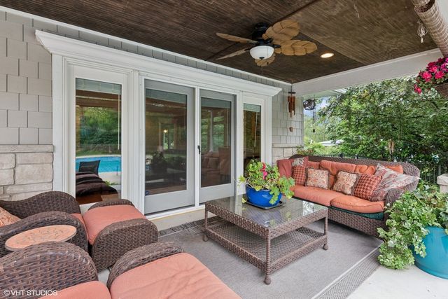 6730 S Madison Street, Willowbrook, IL 60527