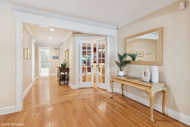 6730 S Madison Street, Willowbrook, IL 60527