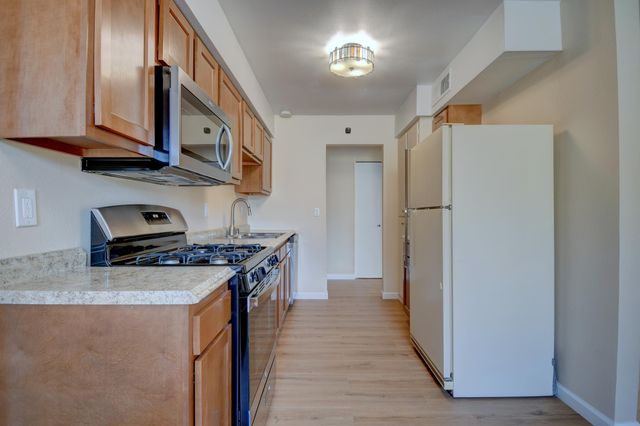 13406 Pierce Arrow Road NE, Albuquerque, NM 87112