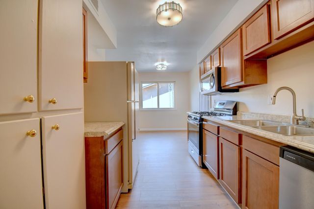 13406 Pierce Arrow Road NE, Albuquerque, NM 87112