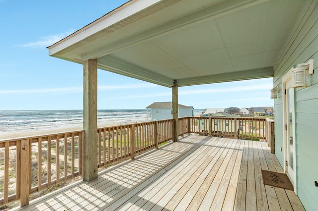 103 Coral Court, Surfside Beach, TX 77541