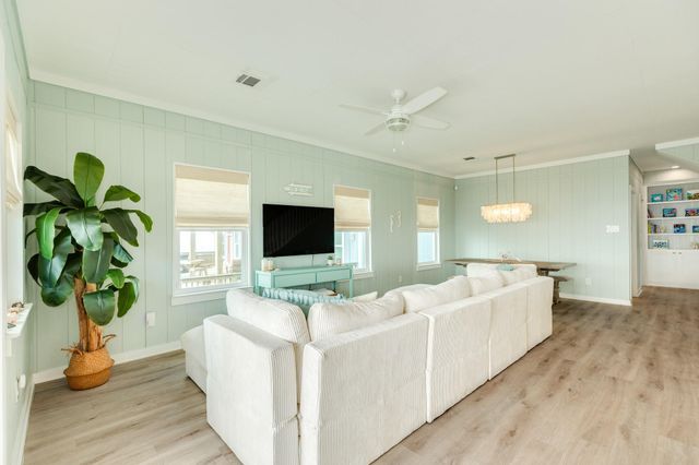 103 Coral Court, Surfside Beach, TX 77541