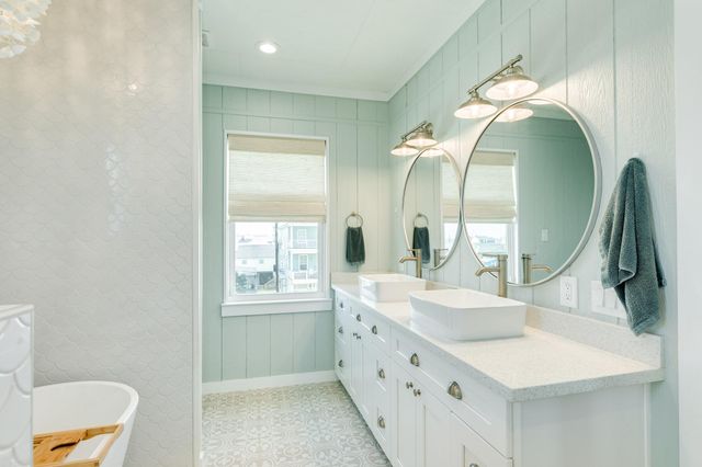 103 Coral Court, Surfside Beach, TX 77541