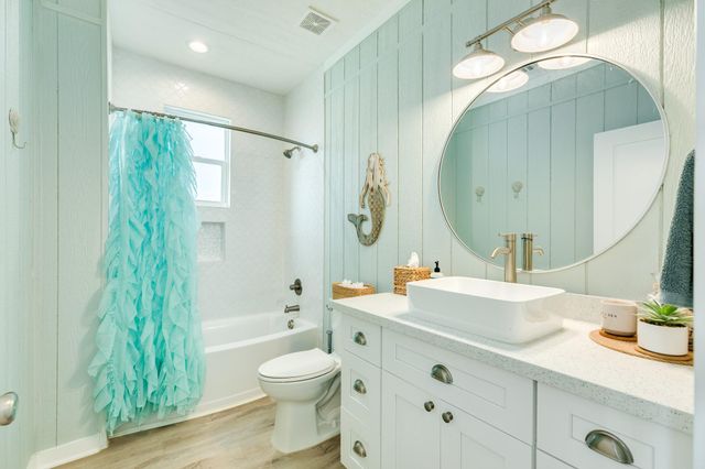 103 Coral Court, Surfside Beach, TX 77541