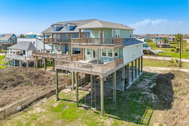 103 Coral Court, Surfside Beach, TX 77541