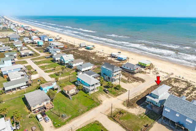 103 Coral Court, Surfside Beach, TX 77541