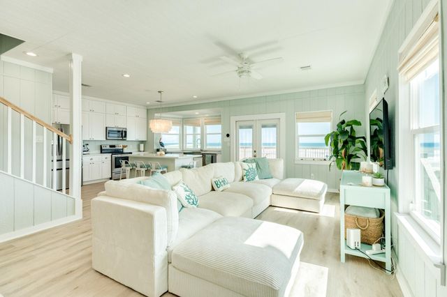 103 Coral Court, Surfside Beach, TX 77541