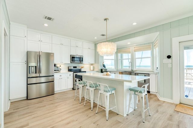 103 Coral Court, Surfside Beach, TX 77541