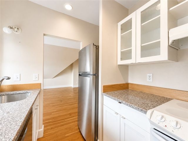 264 Bowen Street 3E, Providence, RI 02906