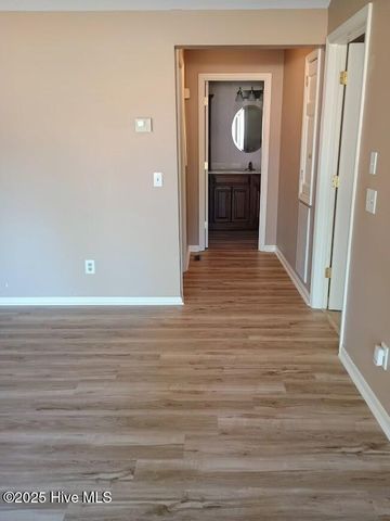 70 Barton Hills Court, Pinehurst, NC 28374