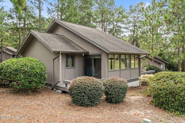 70 Barton Hills Court, Pinehurst, NC 28374