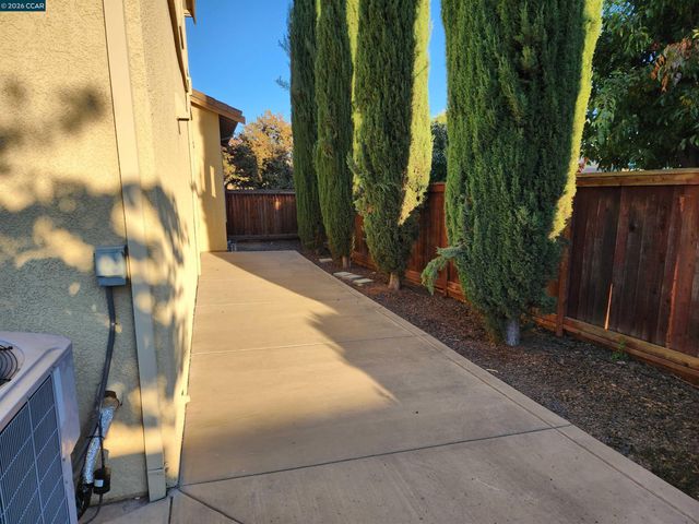 439 Collis Street, Brentwood, CA 94513