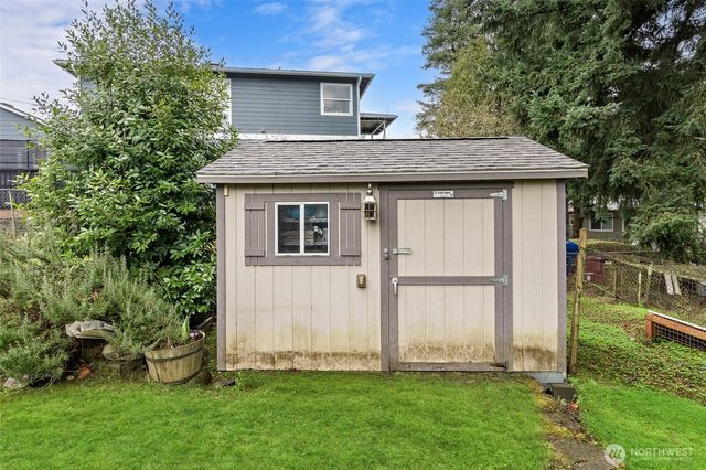 7028 S 127th Street, Seattle, WA 98178