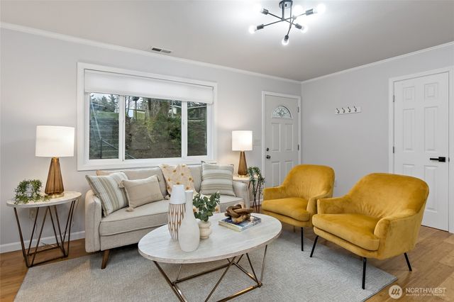 7028 S 127th Street, Seattle, WA 98178