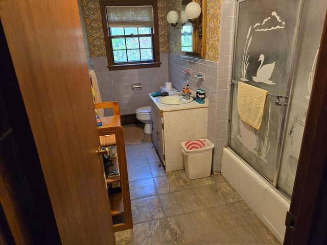 19-A Park Ave, Framingham, MA 01701