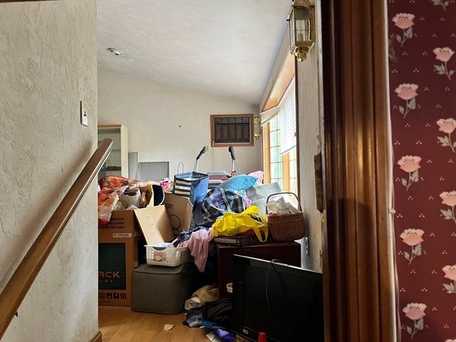 19-A Park Ave, Framingham, MA 01701