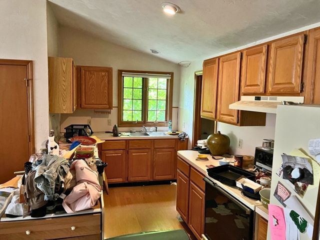 19-A Park Ave, Framingham, MA 01701