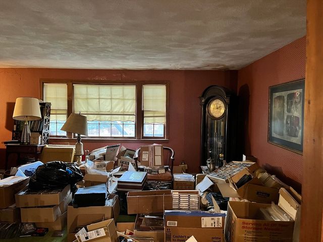 19-A Park Ave, Framingham, MA 01701