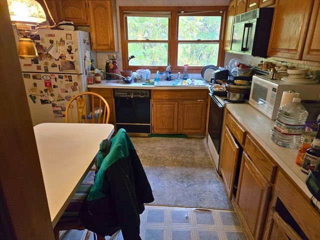 19-A Park Ave, Framingham, MA 01701