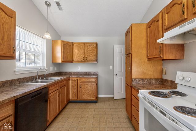 9655 Piper Lake Drive, Indianapolis, IN 46239