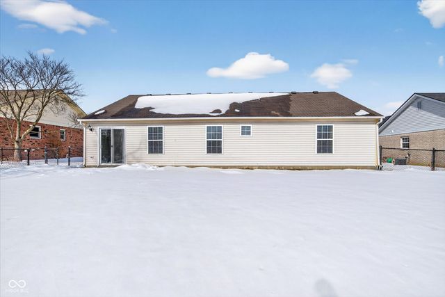 9655 Piper Lake Drive, Indianapolis, IN 46239